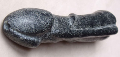 Pipe en porcelaine, coté pile et face Pipe en porcelaine, coté pile et face