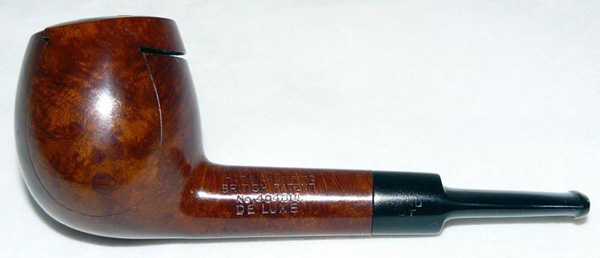 Pipe Hurricane avec un couvercle en bois de Bruyère Pipe Hurricane avec un couvercle en bois de Bruyère