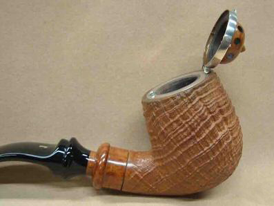 Pipe Ser Jacopo sablée, couvercle ouvert Pipe Ser Jacopo sablée, couvercle ouvert