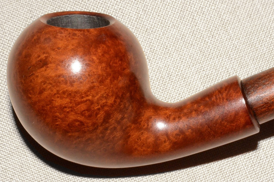 Le seigneur des anneaux (Auenland) Odd pipes Pipes bizarres